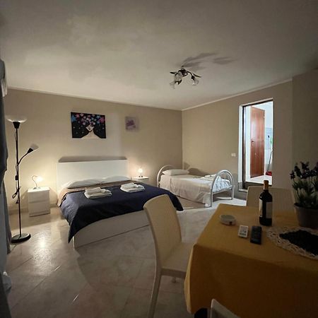 Domus Aurea Apartment Cefalù Buitenkant foto