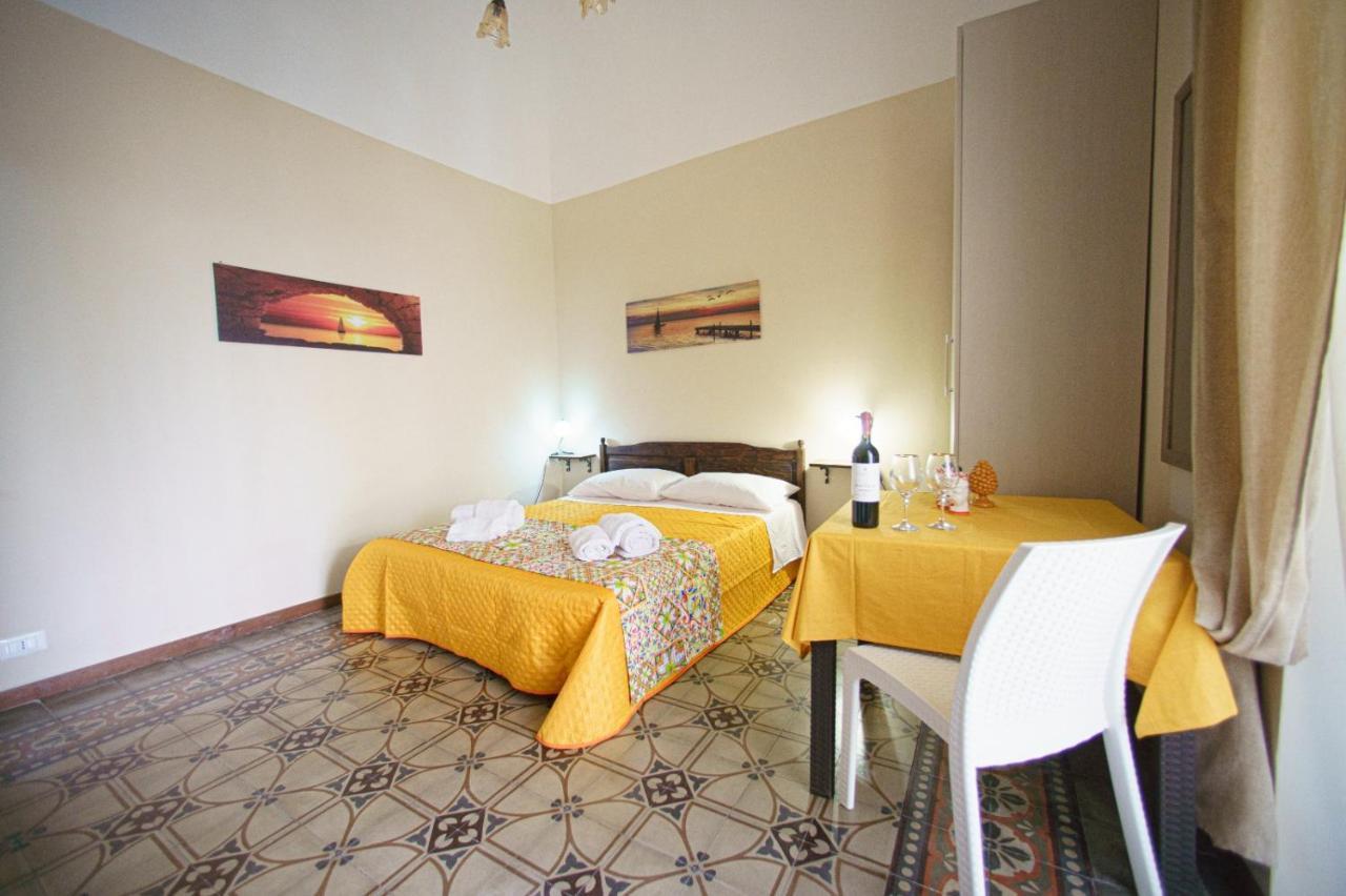 Domus Aurea Apartment Cefalù Buitenkant foto