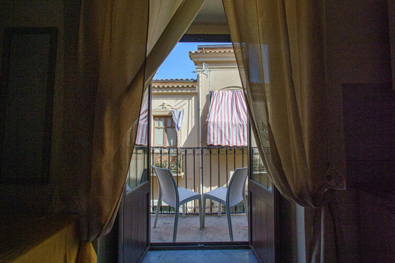 Domus Aurea Apartment Cefalù Buitenkant foto