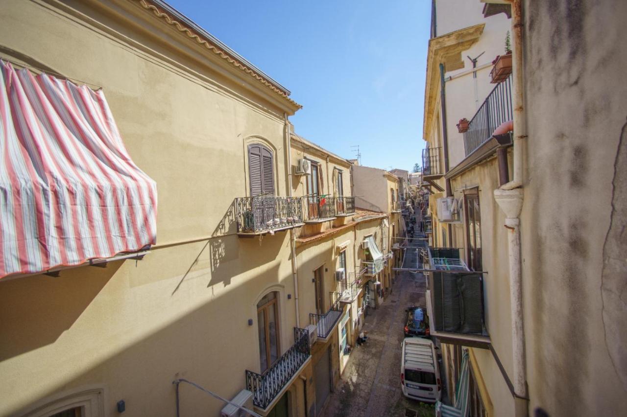 Domus Aurea Apartment Cefalù Buitenkant foto