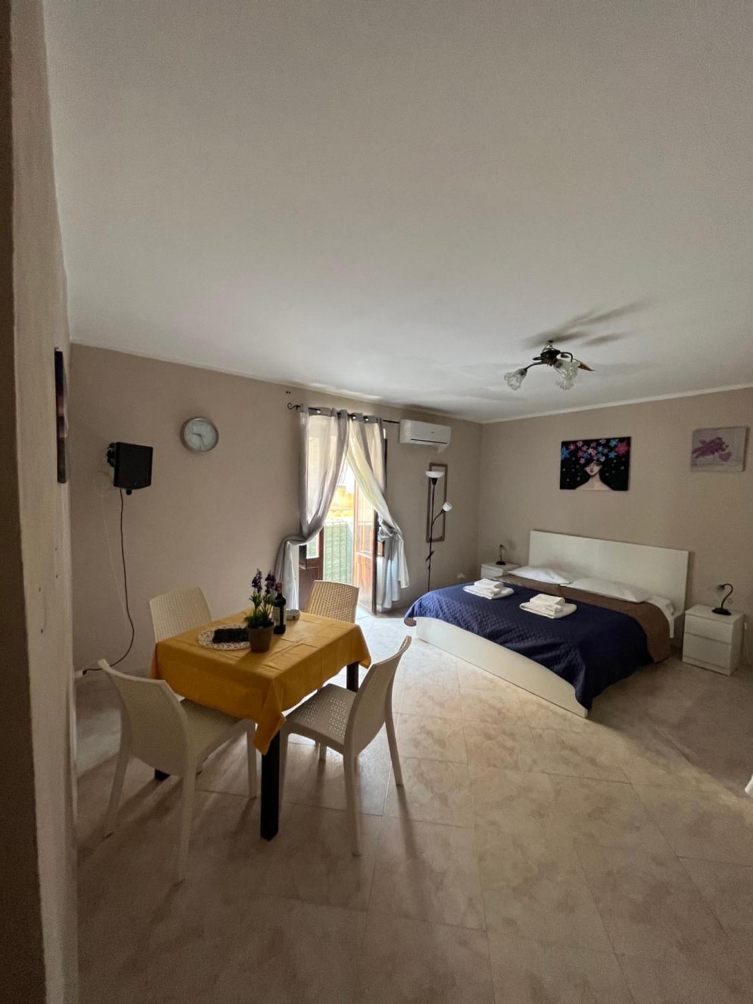 Domus Aurea Apartment Cefalù Buitenkant foto